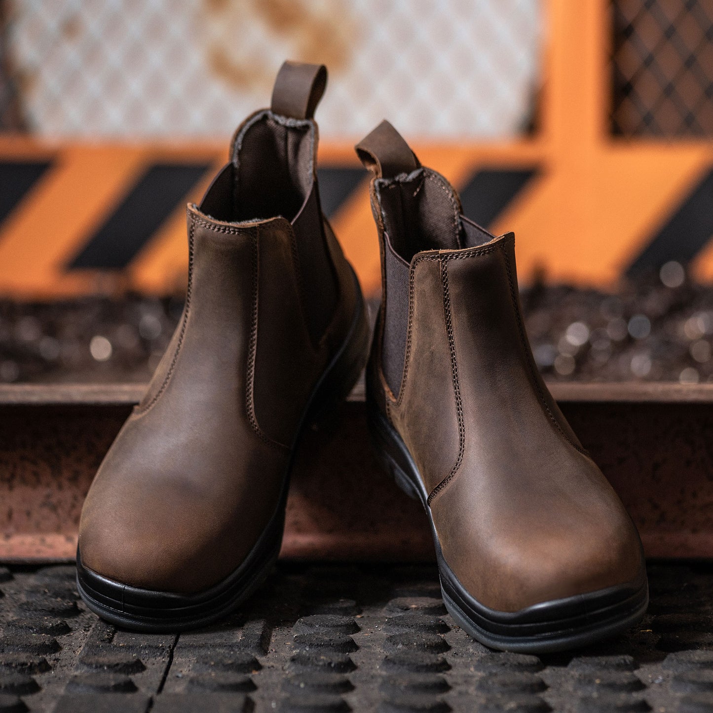 SL-Saint Steel Toe Chelsea Work Boots for Men Fashion Classic Ankle Industrial Construction Insulated Safety Shoes 6 Inch Full Grain Leather Brown